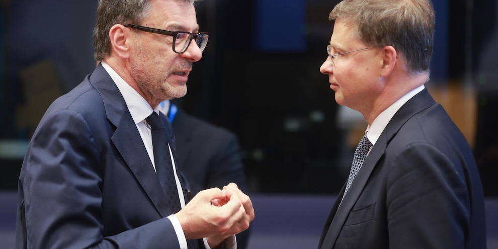 L'Ue taglia le stime di crescita per l'Italia allo 0,5%, pesa lo shock energetico
L'Ue taglia le stime di crescita per l'Italia allo 0,5%, pesa lo shock energetico