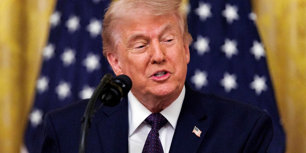 Media, 'Trump prepara nuovi attacchi all'Iran'
Media, 'Trump prepara nuovi attacchi all'Iran'