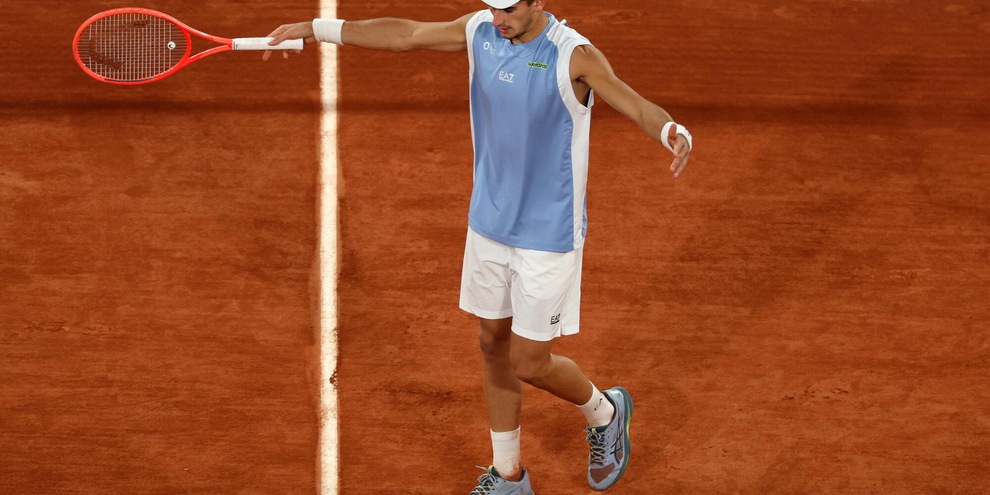
            
            Roland Garros: Berrettini si ritira, semifinale è Arnaldi-Cobolli
          