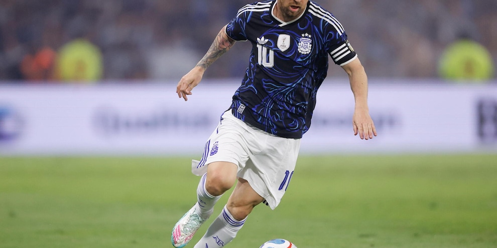 Mondiali: Argentina ok nell'ultima amichevole, anche Messi in gol nel 3-0 all'Islanda
Mondiali: Argentina ok nell'ultima amichevole, anche Messi in gol nel 3-0 all'Islanda