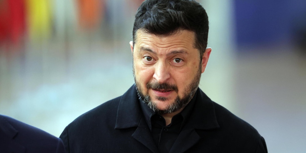 Zelensky, 'se l'Ucraina brucerà, brucerà anche Mosca
Zelensky, 'se l'Ucraina brucerà, brucerà anche Mosca