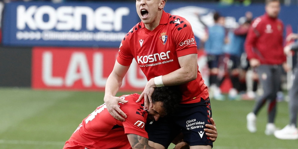 Il Liverpool prende Muñoz dall'Osasuna per 40 milioni di euro
Il Liverpool prende Muñoz dall'Osasuna per 40 milioni di euro