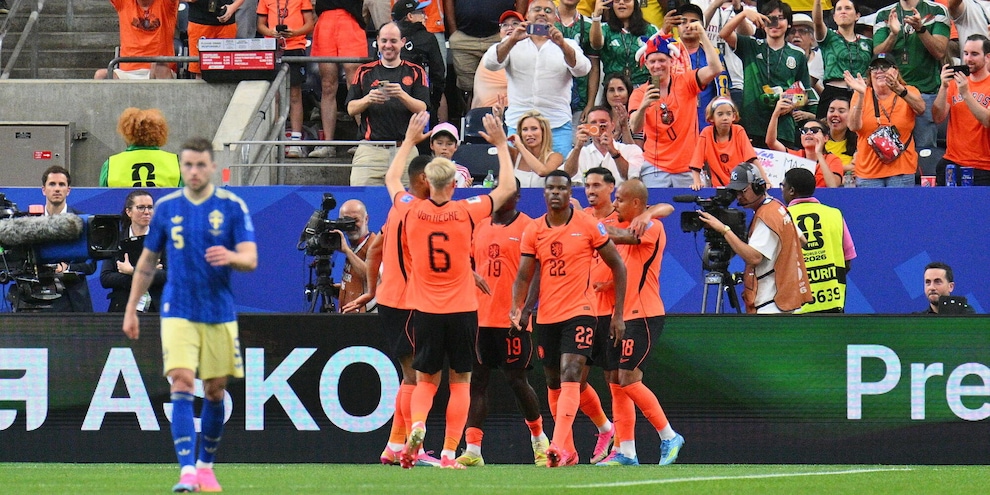 Mondiali: Olanda-Svezia 5-1
Mondiali: Olanda-Svezia 5-1