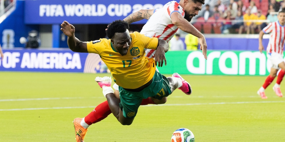
            
            Mondiali: col Paraguay finisce 0-0, Australia ai sedicesimi
          