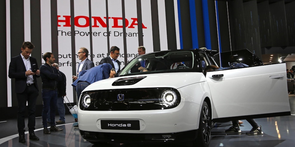 Giappone, vendite auto elettriche raddoppiate nel 2026
Giappone, vendite auto elettriche raddoppiate nel 2026