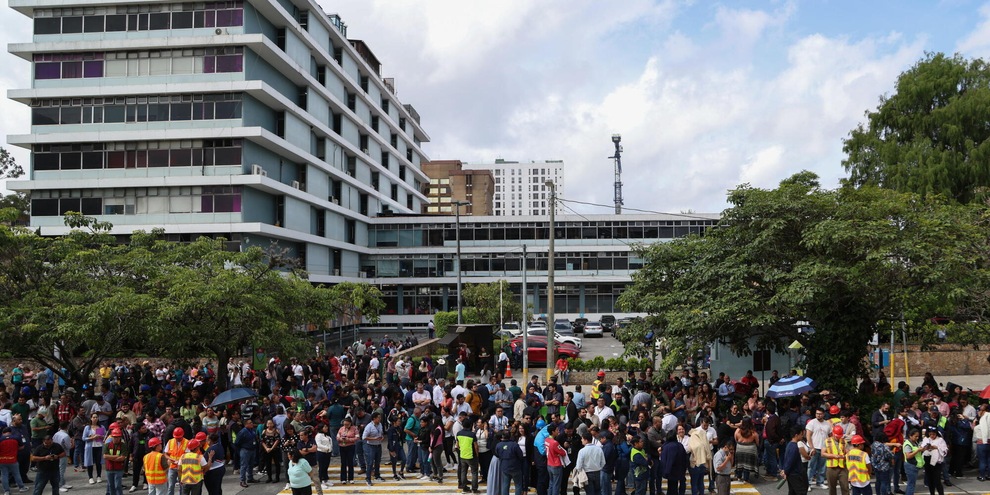 Terremoto in Messico, autorità revocano allerta tsunami
Terremoto in Messico, autorità revocano allerta tsunami