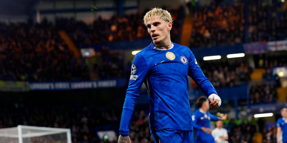 Garnacho all'Aston Villa, in prestito dal Chelsea
Garnacho all'Aston Villa, in prestito dal Chelsea