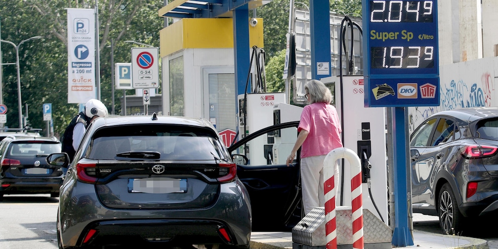 
            
            Codacons, bene sconti differenziati su benzina e gasolio
          