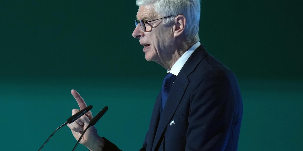 Fifa: Wenger, ritirare il piano era "assolutamente necessario"
Fifa: Wenger, ritirare il piano era "assolutamente necessario"