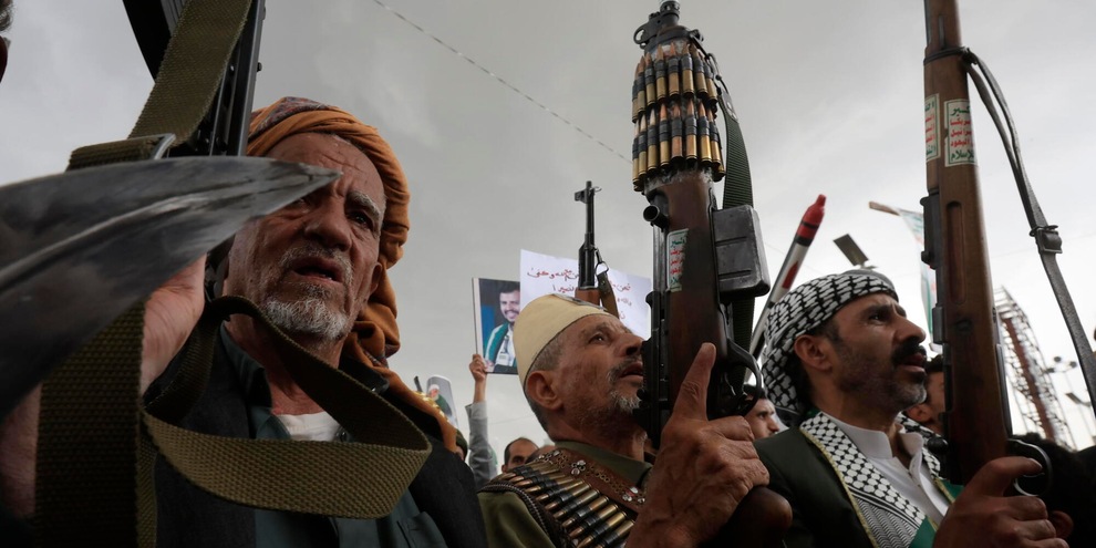 Houthi, abbiamo attaccato un aeroporto saudita
Houthi, abbiamo attaccato un aeroporto saudita
