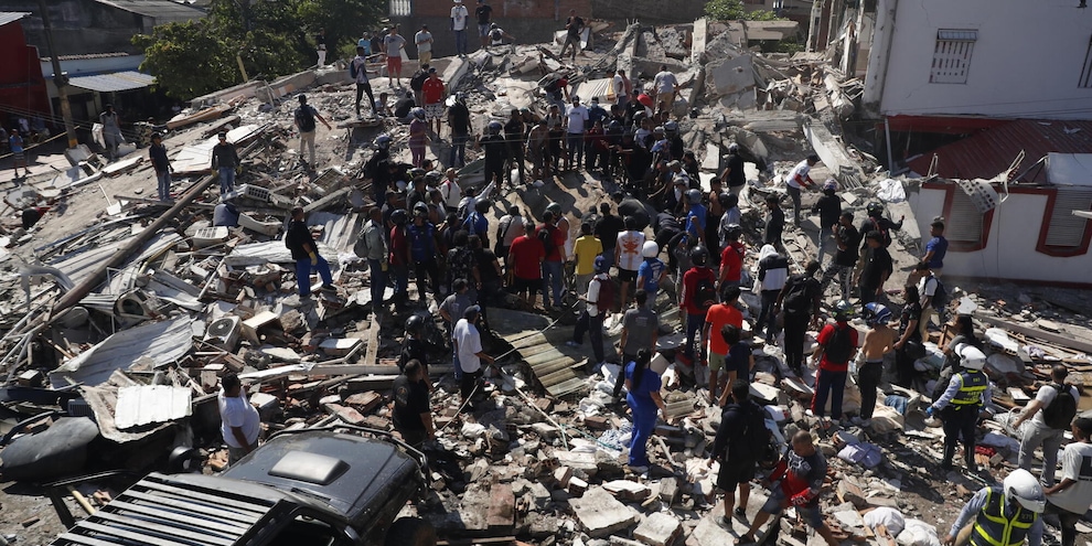 Terremoto in Colombia, almeno 82 le vittime
Terremoto in Colombia, almeno 82 le vittime