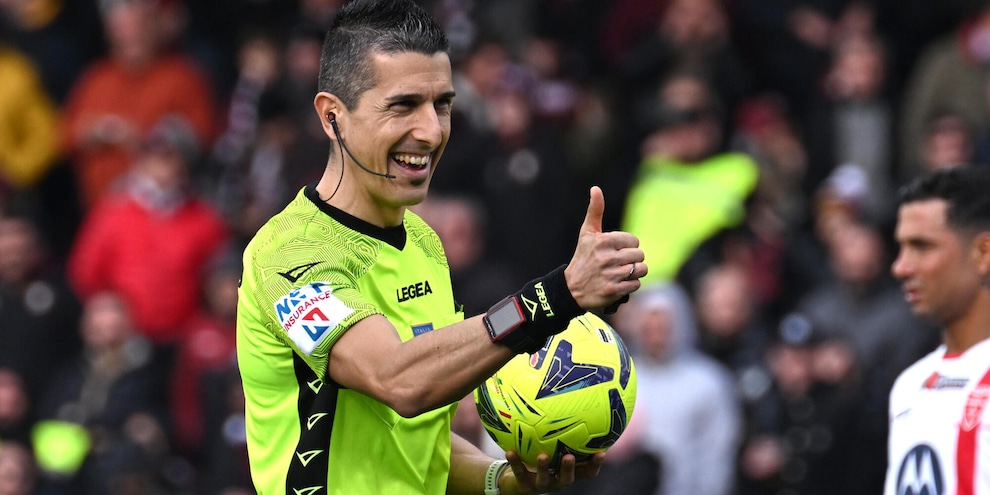 Serie A: prime designazioni arbitri, Marinelli per Monza-Inter
Serie A: prime designazioni arbitri, Marinelli per Monza-Inter
