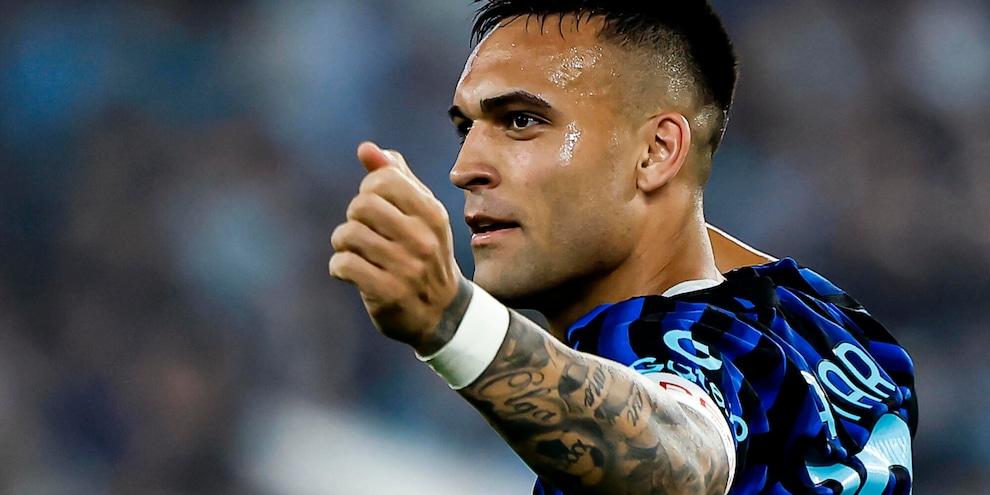 Chivu, 'Lautaro? Ce lo teniamo stretto'
Chivu, 'Lautaro? Ce lo teniamo stretto'