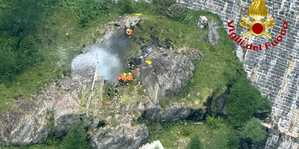 Elicottero precipita nel Verbano-Cusio-Ossola, due morti
Elicottero precipita nel Verbano-Cusio-Ossola, due morti